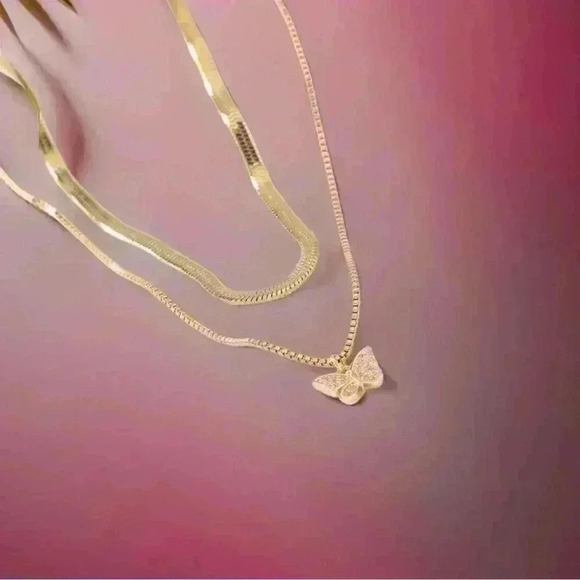 Butterfly Layered Necklace in Gold - Picture 3 of 6